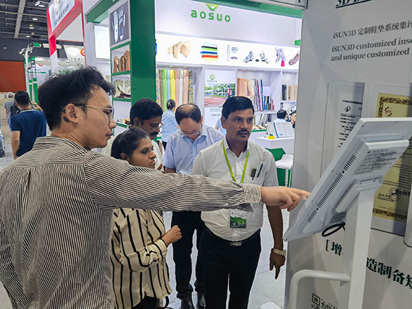 广州国际康复展-iSUN3D-5